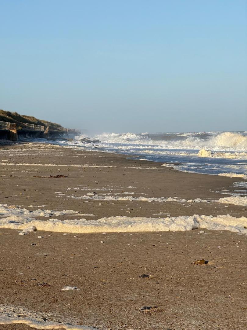 Dog Friendly Cottage 2 Mins To Beach With Hot Tub And Zappi Ev Lessingham Exterior foto